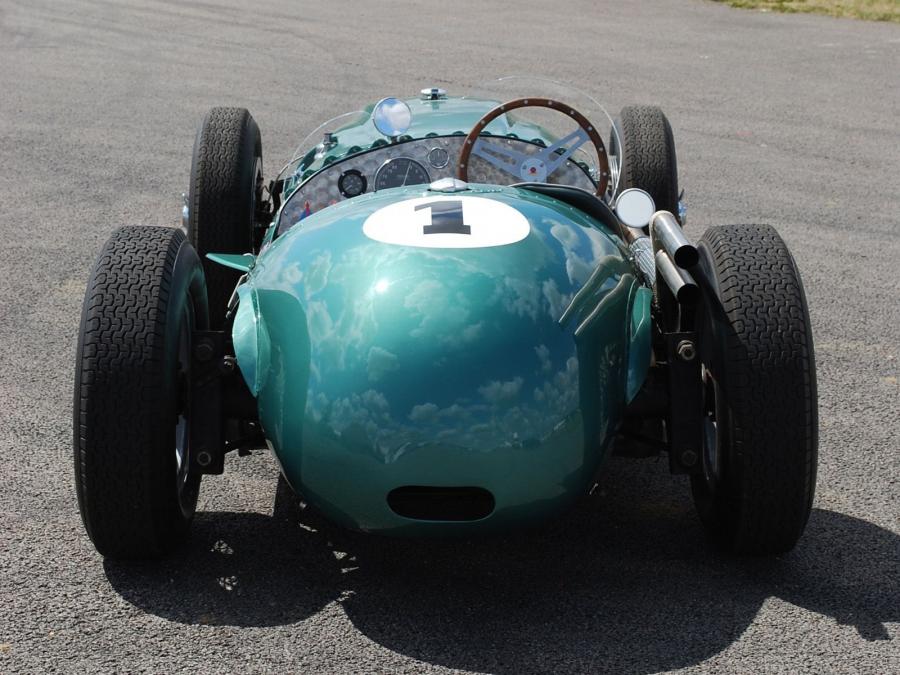  Aston Martin DB3 S Special 1953 года  (фото 5 из 7)